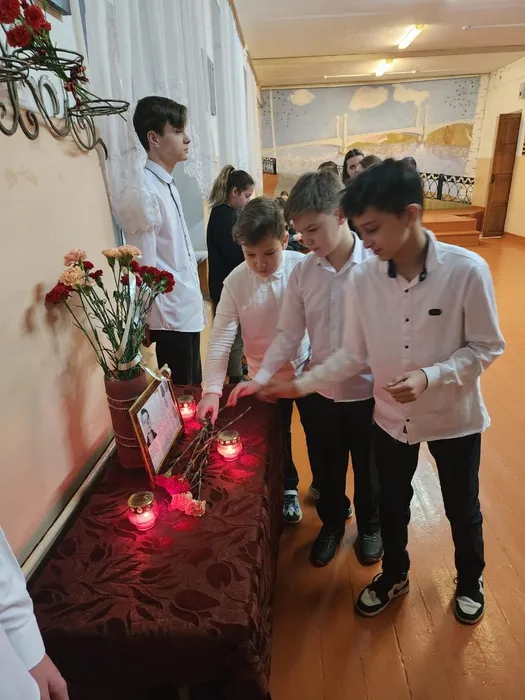 Память Р.Горбунова